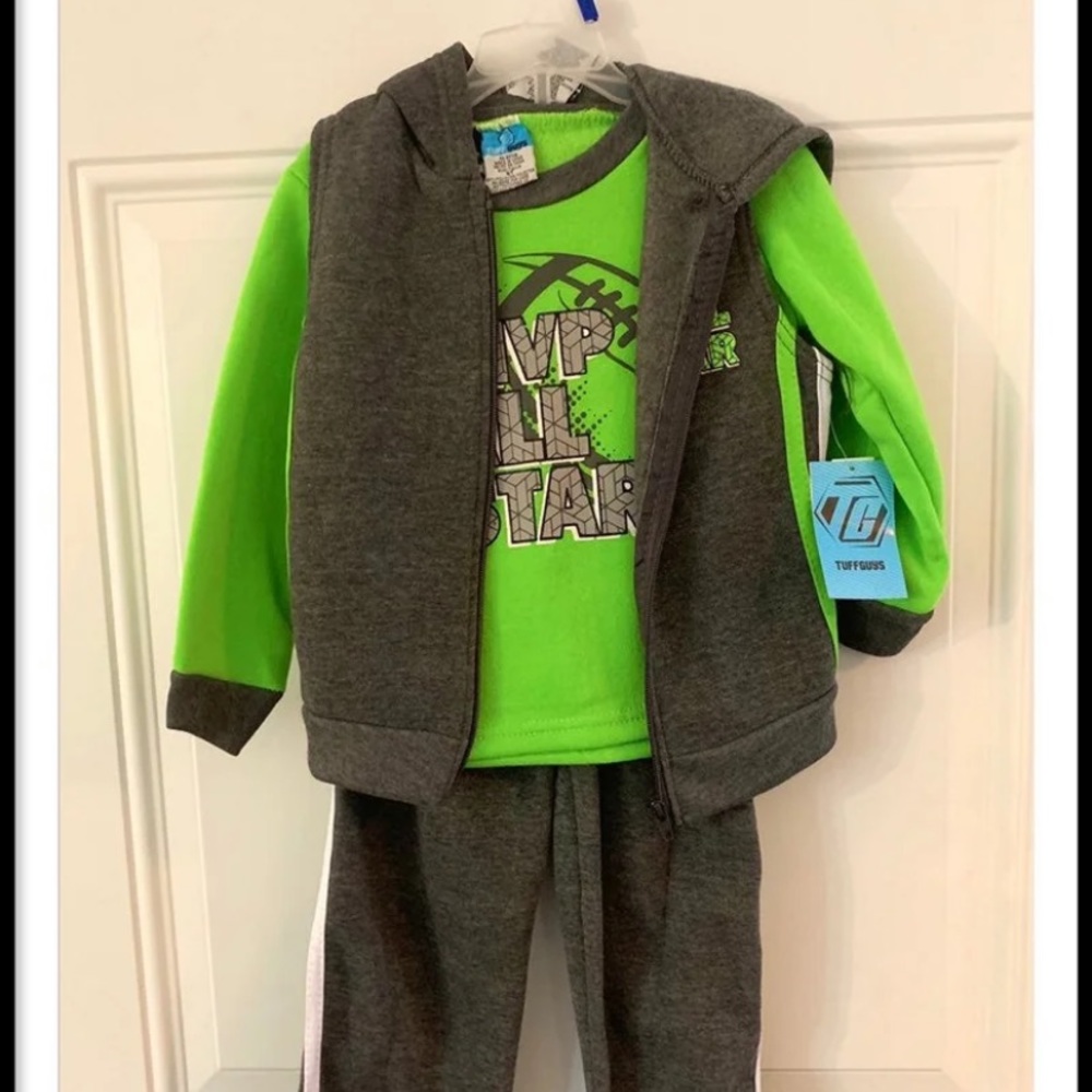 Boys S 4/5 Three Piece Sweat Suit OutFit NWT